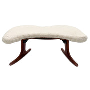 Self Shelf portable wooden meditation chair with folding legs
