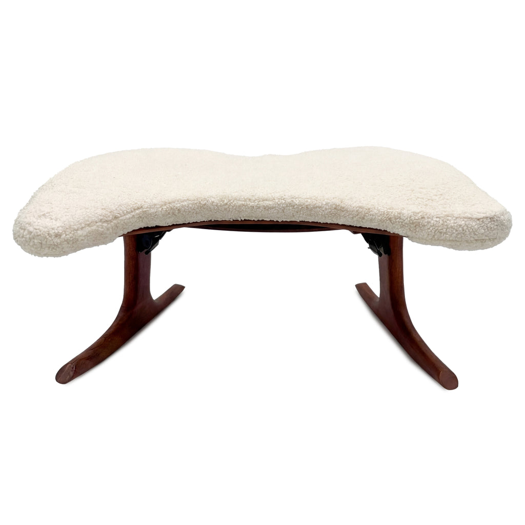 Self Shelf portable wooden meditation chair with folding legs